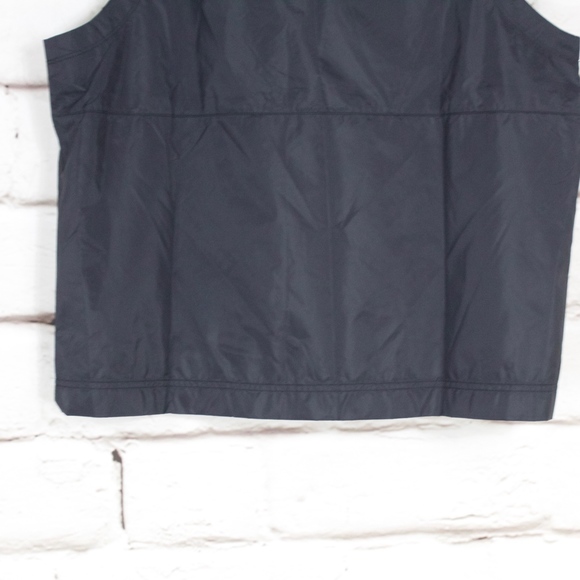 NEW Under Armour Black Lightweight Vest - Picture 5 of 8